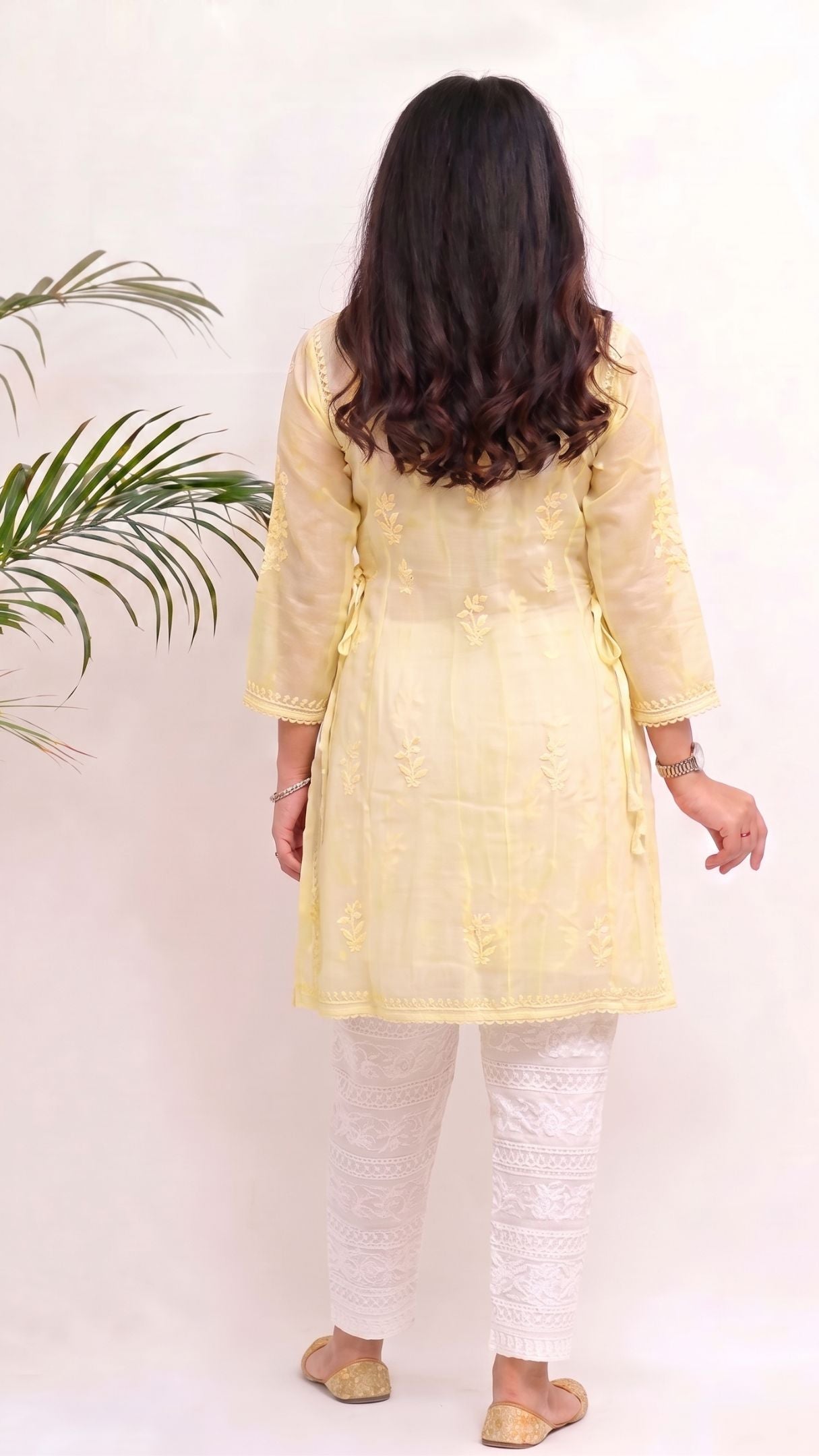 Adaa Angrakha Kurti