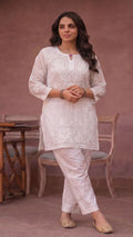 Nazakat Brasso Kurti