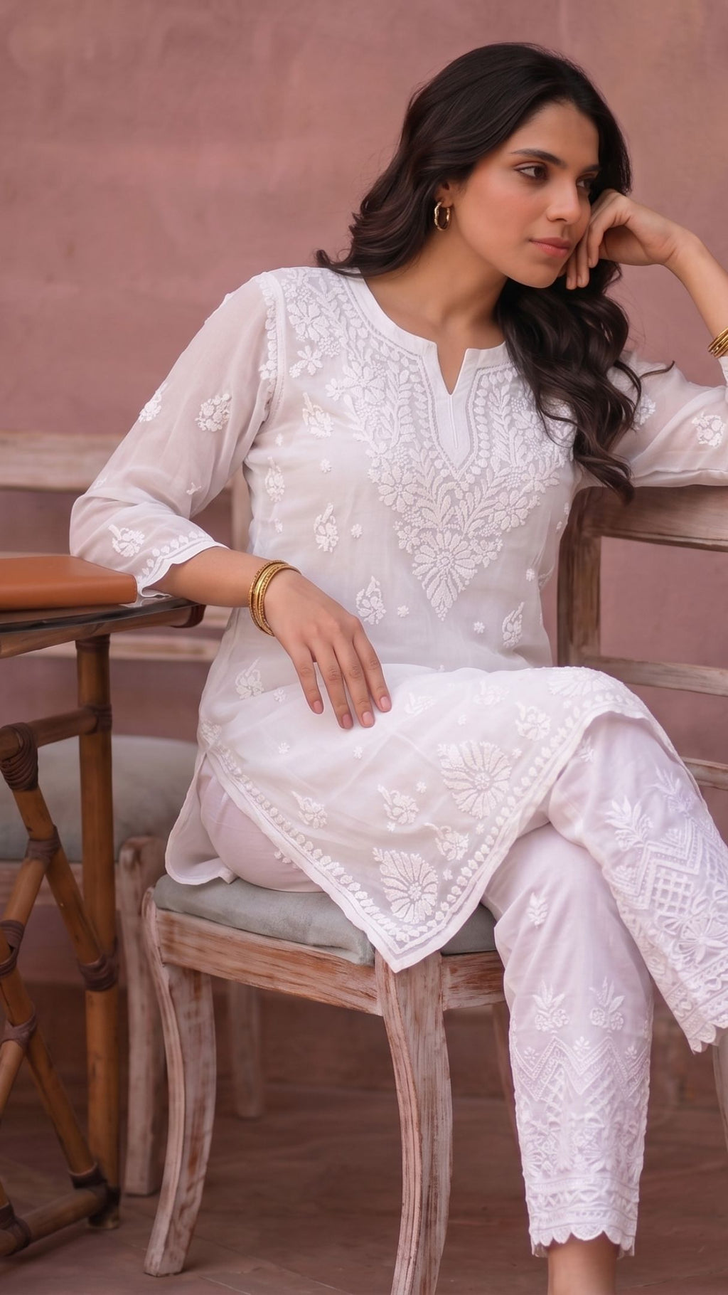 Nazakat Brasso Kurti