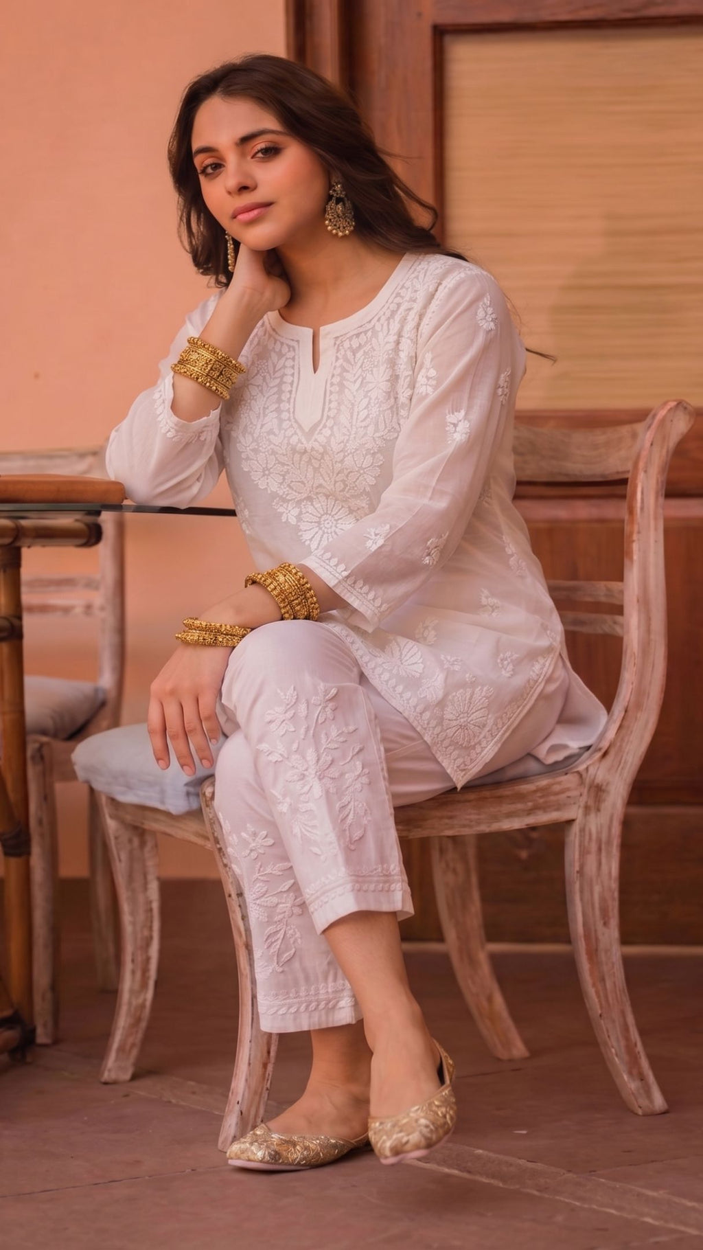 Nazakat Brasso Kurti