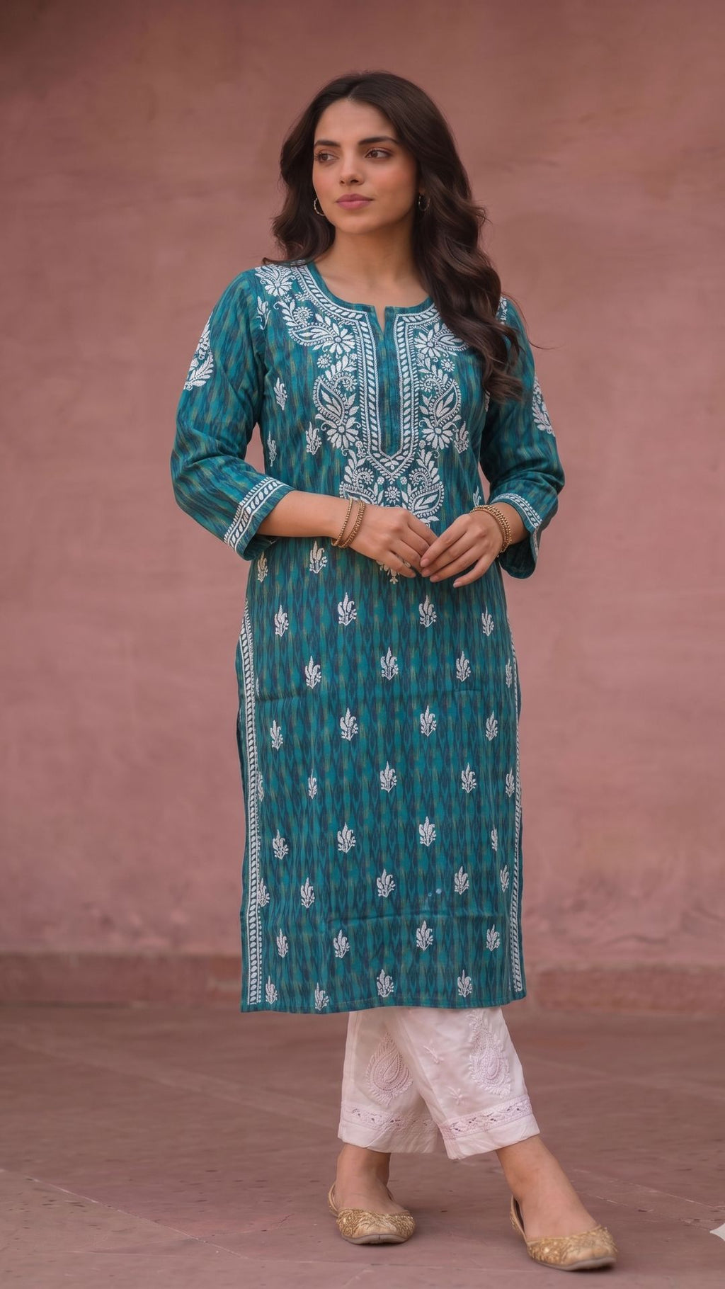 NeelNazakat – Chikankari Jacquard Khadi Kurti