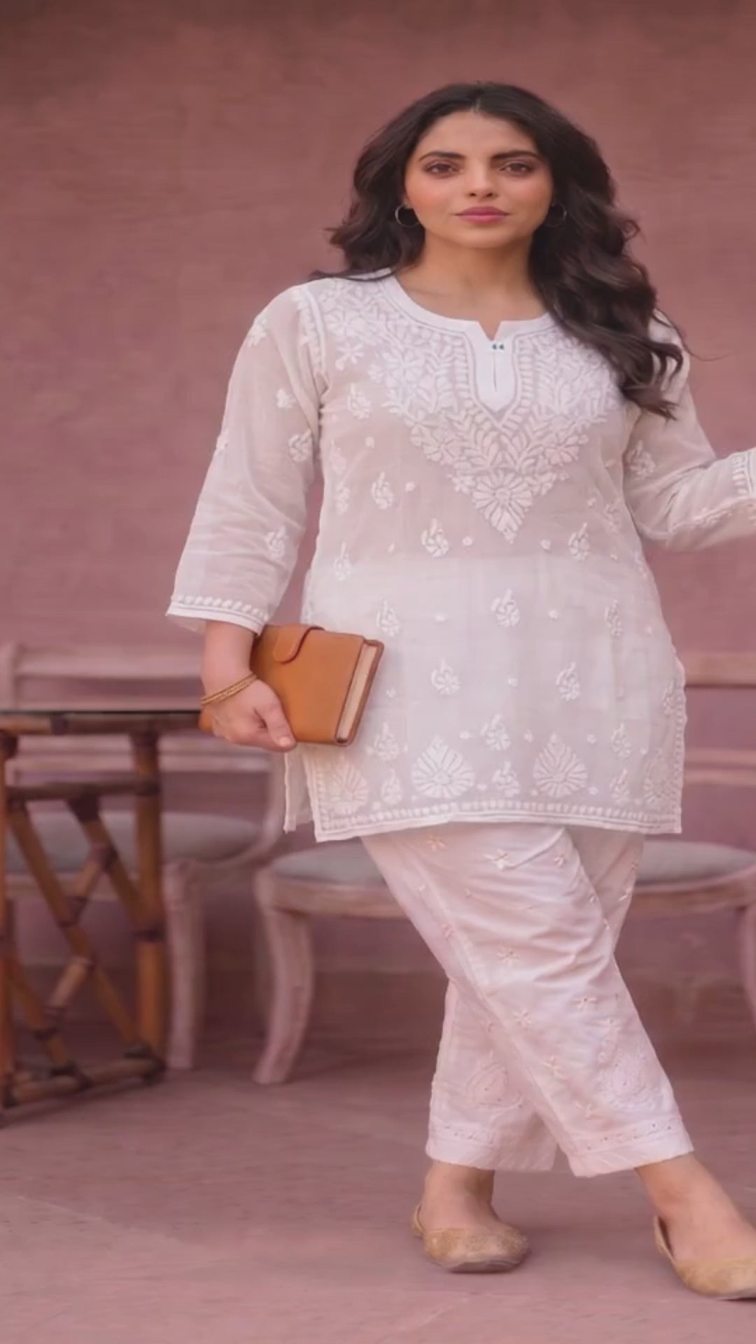 Nazakat Brasso Kurti