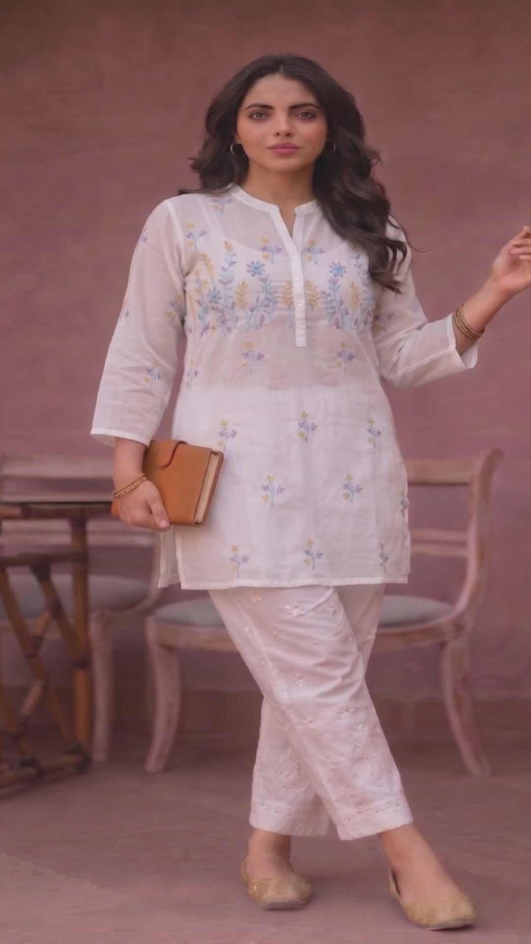 Noor-e-Muslin Kurti